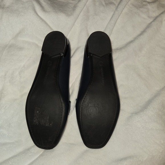 Bandolino Chic Black Leather Loafers - Picture 3 of 5